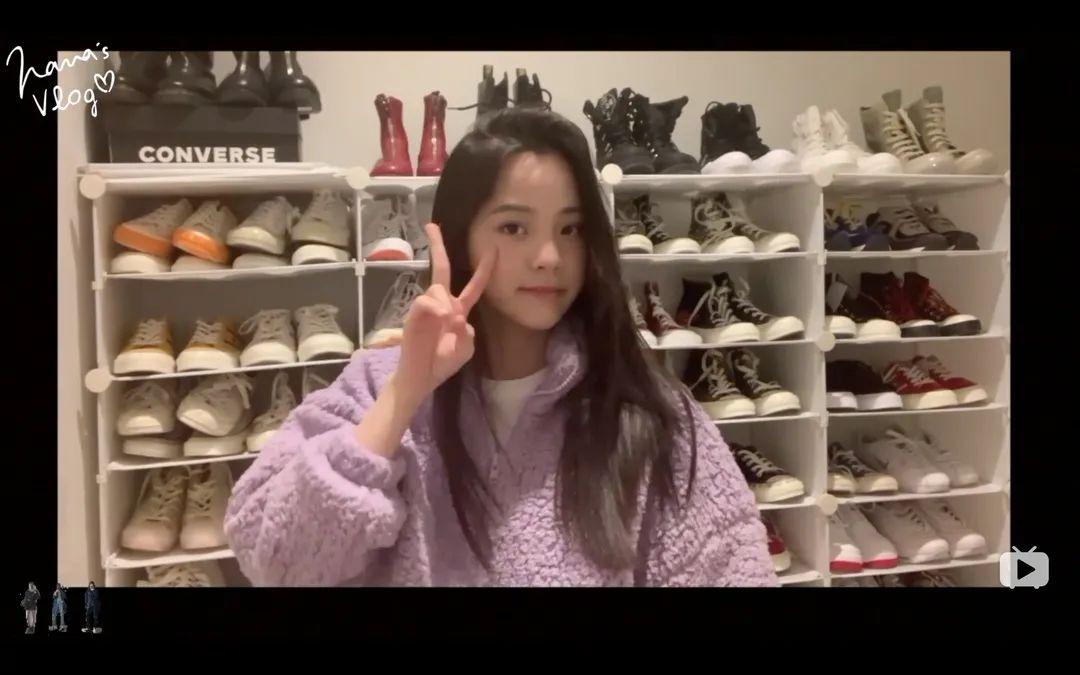 一双帆布鞋带你惊艳整个春夏,最近很火的一双蓝色帆布鞋