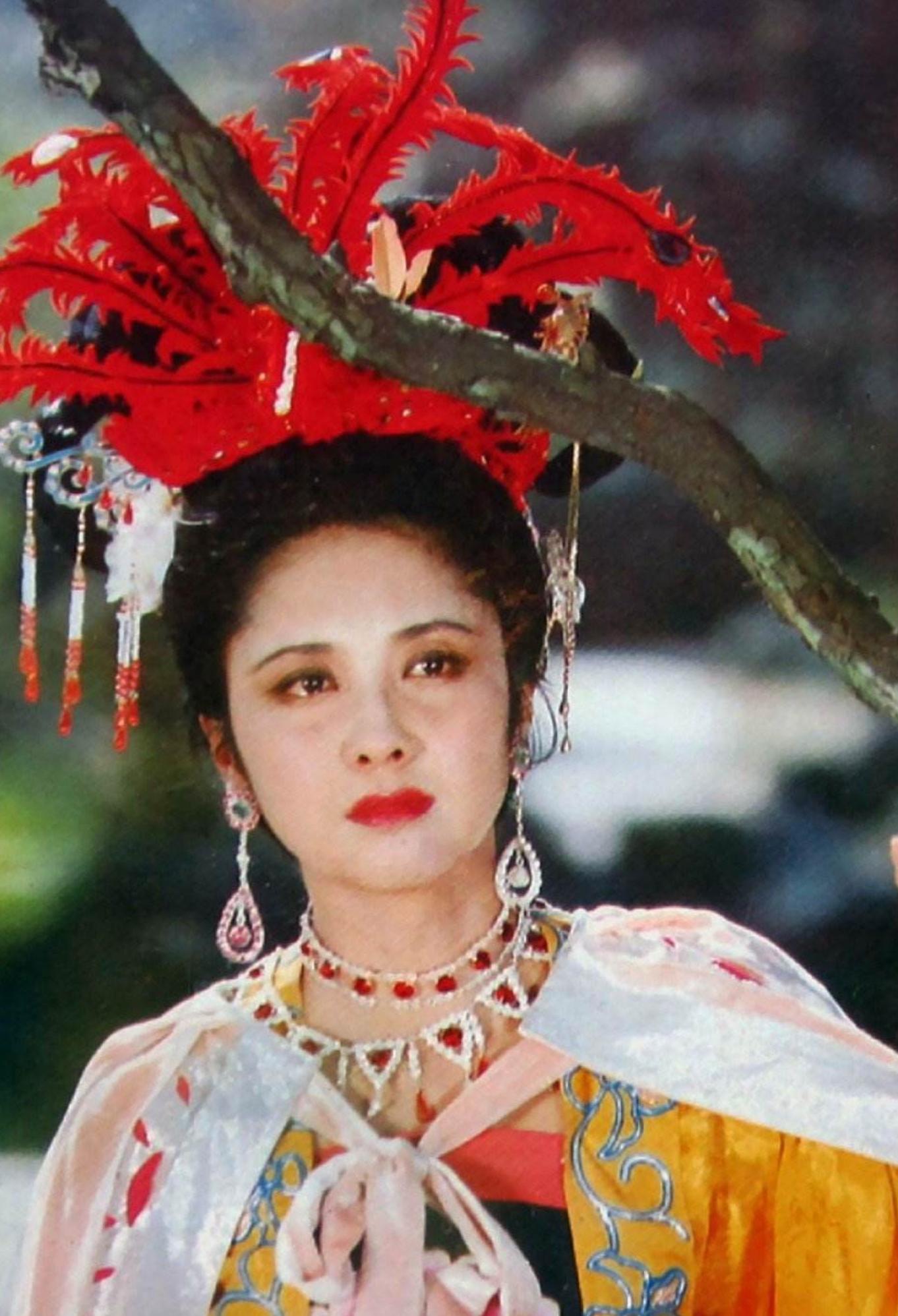 朱琳早期旧照 (朱琳一生未嫁人的原因)