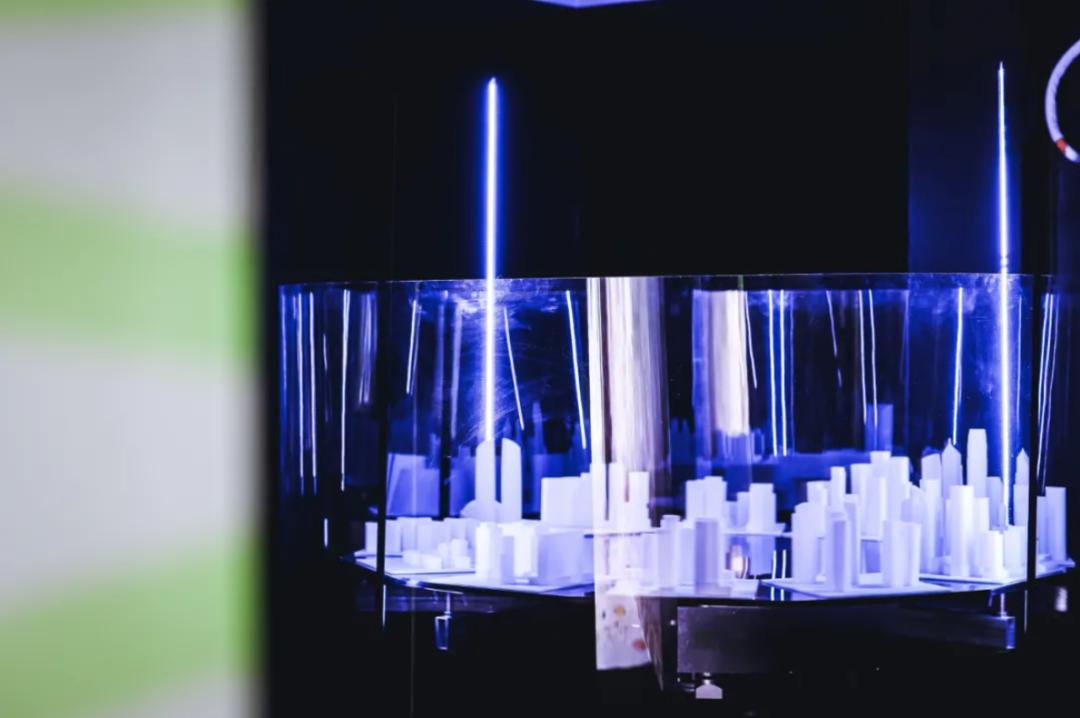 深圳花了17个月，“赶走了”居住在千年古城里的30000人