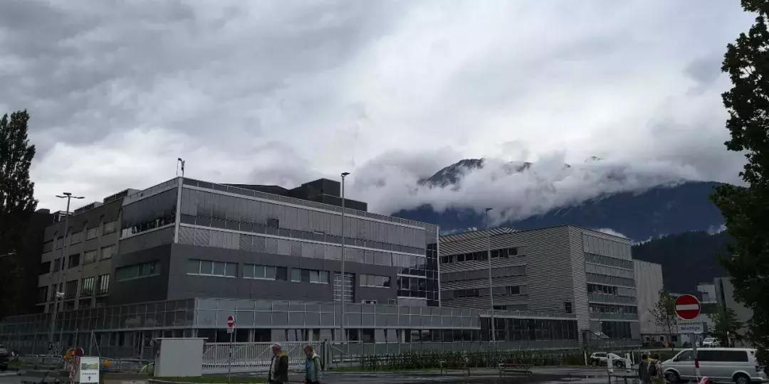 异域来风,域外来风