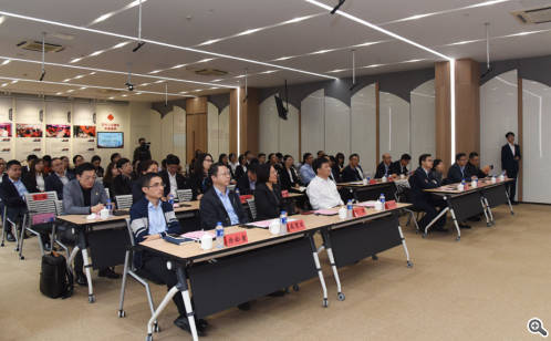 “检阅”阶段成果第二期“助燃青训营”开展中期汇报