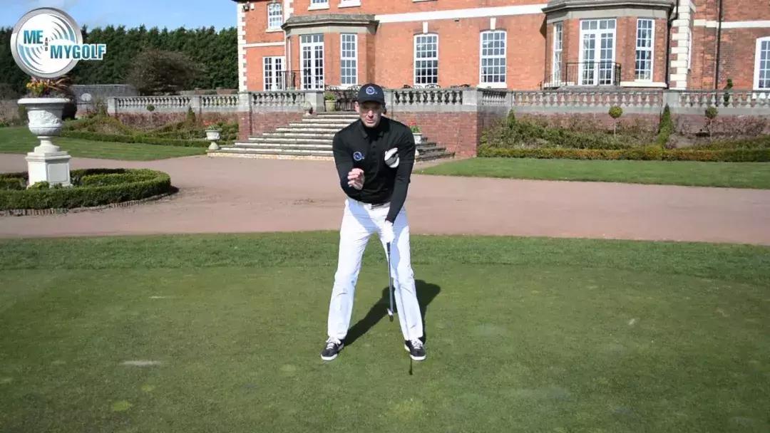 消灭挥杆“鸡翅膀”很难？看完这个秒懂