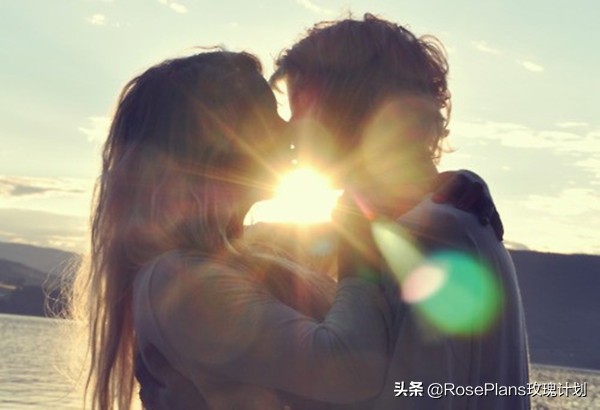 情话给女朋友100字,给女友道歉送花祝福语大全