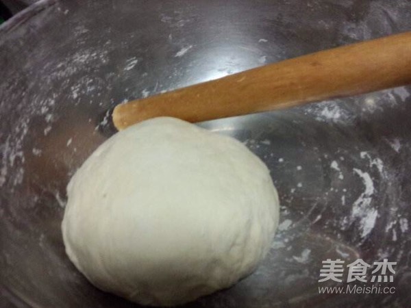 正宗蒸包子不塌皮的小窍门,包子店的包子如何做得松软