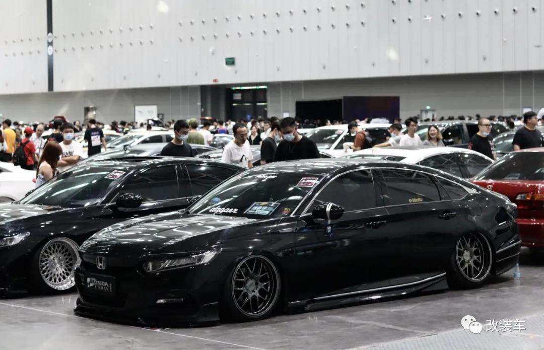 雅阁改装黑武士大包围和低趴,七代雅阁黑武士轮毂