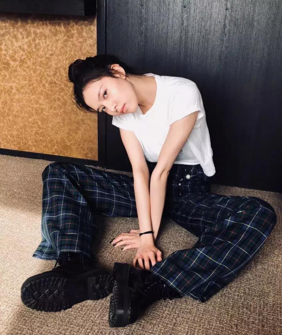 比欧阳娜娜好看的衣服,95后小花欧阳娜娜