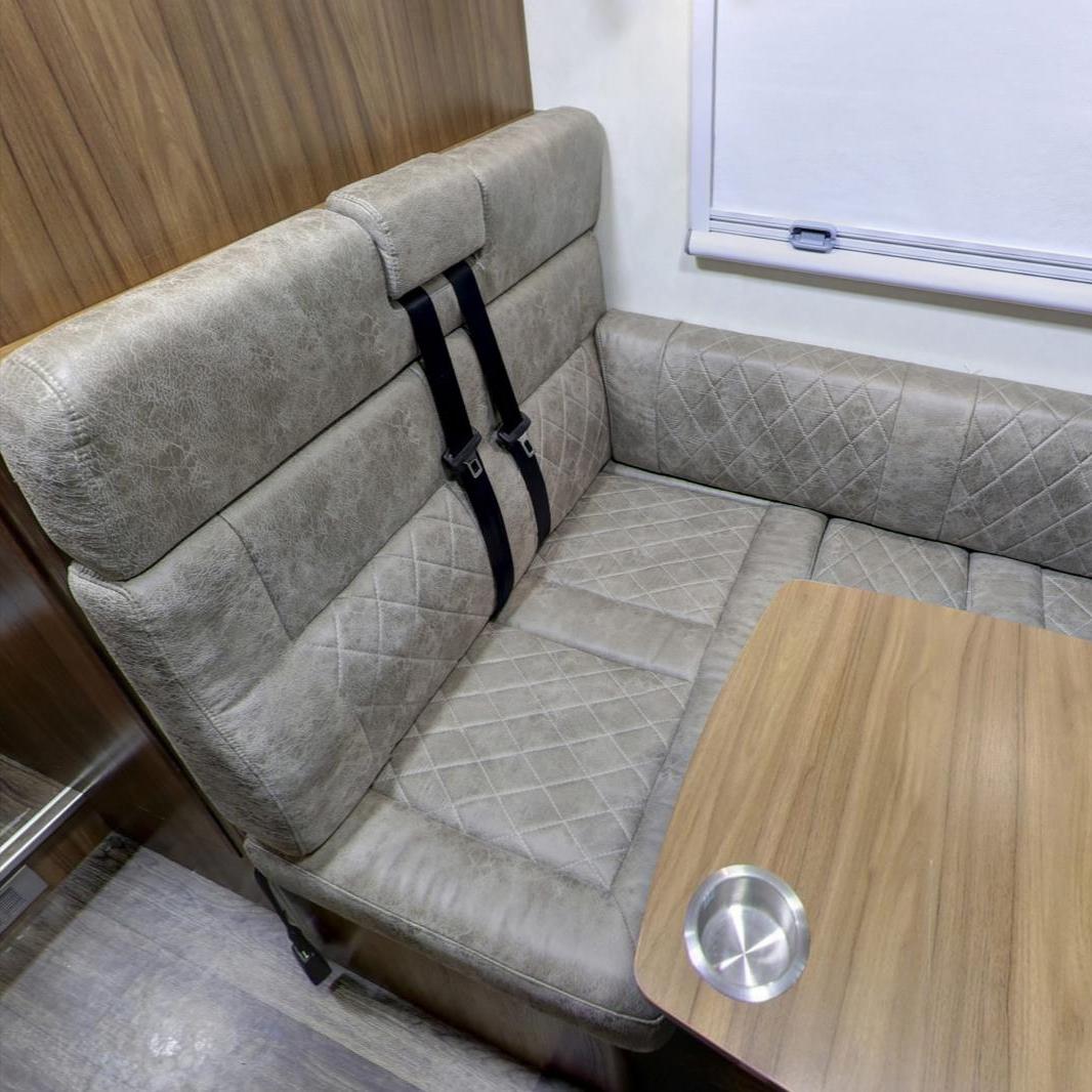 房车卡座座椅尺寸,房车卡座沙发区