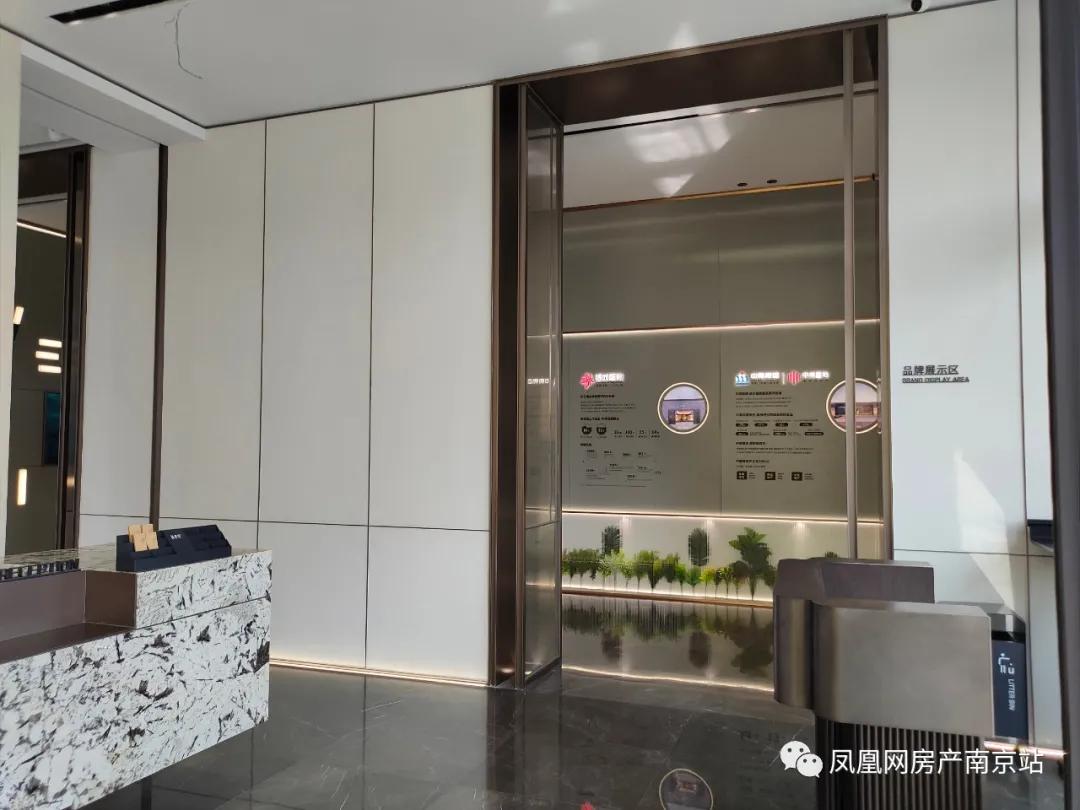 开心农场小区种菜,小区住户在院内玩开心农场