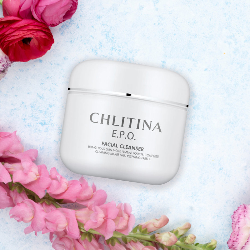 换季肌肤的正确养护方法,肌肤换季闹脾气教你拯救敏感肌