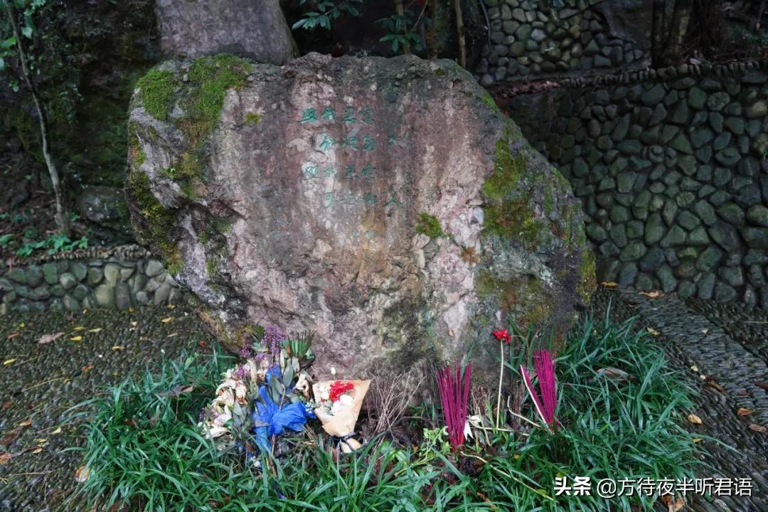 凤凰古城边城沈从文,凤凰古城沈从文边城