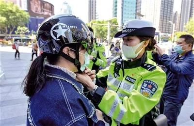 一盔一戴演示,一盔一戴原视频