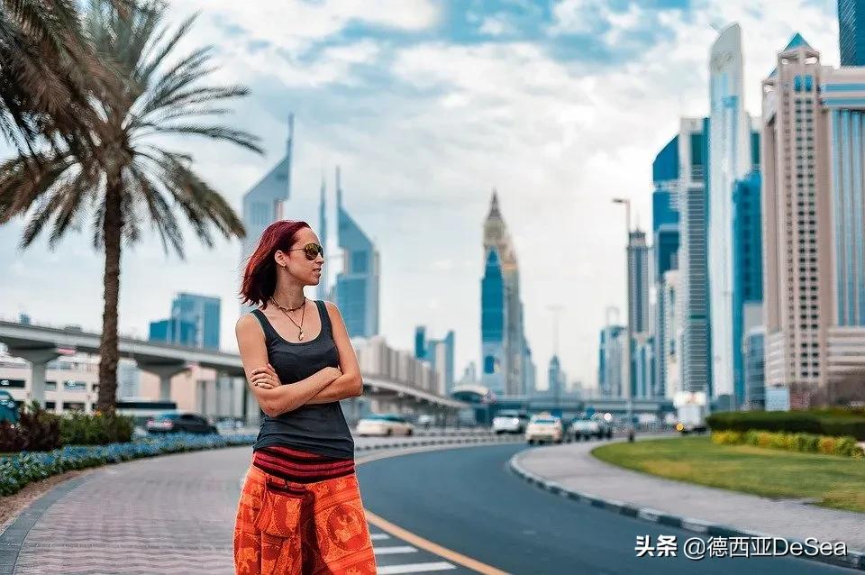 在搞钱这一块，迪拜女孩不输深圳女孩