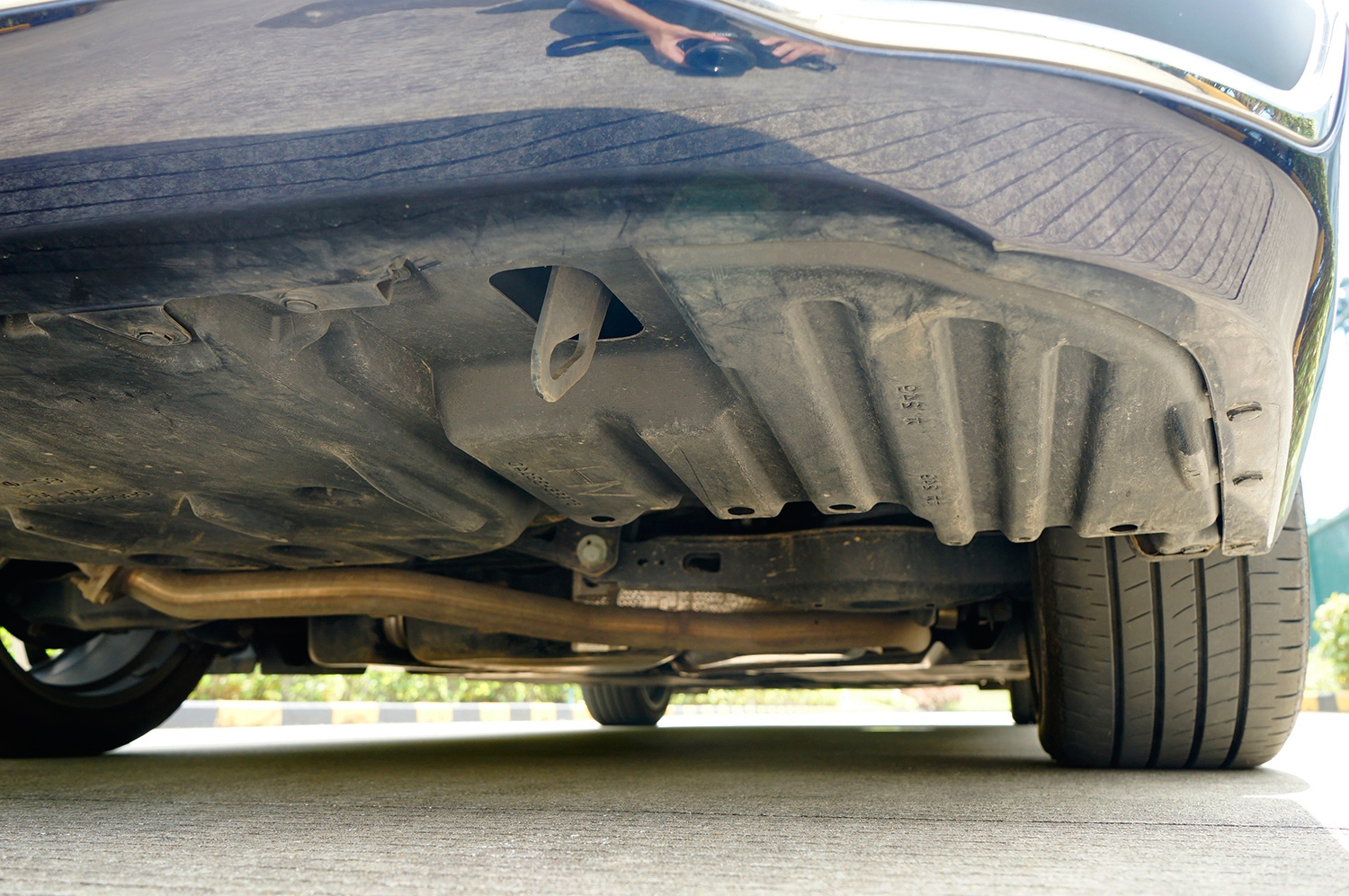 奥迪a6l和雷克萨斯es300h哪个保值,2022款雷克萨斯es300h臻享版试驾