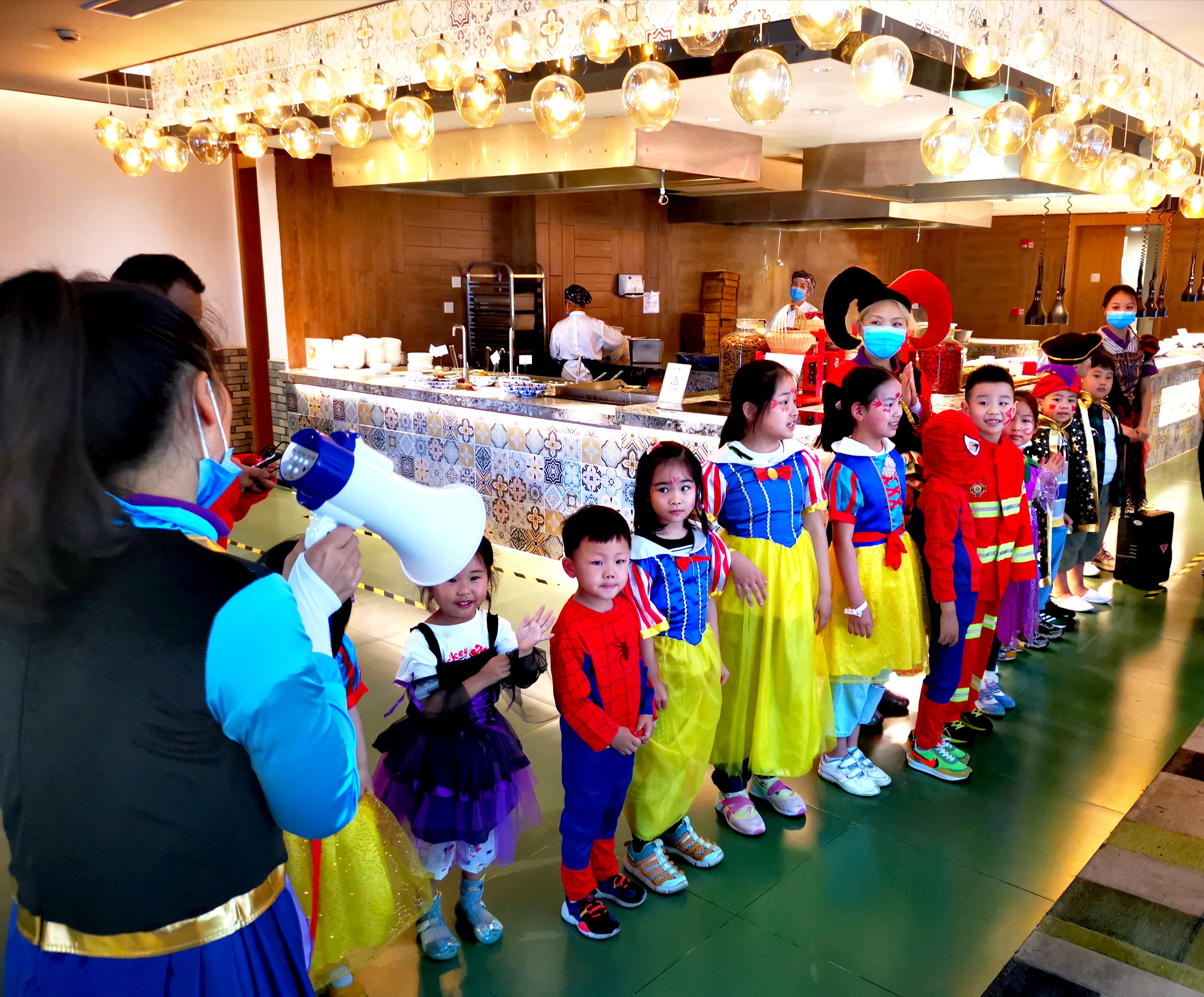 带娃体验生活好去处,带娃去最好的亲子酒店