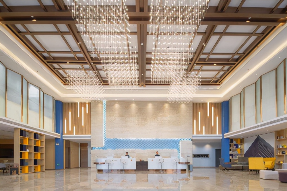 潮漫酒店进入国内中端酒店市场“百店军团”，喜迎品牌新发展