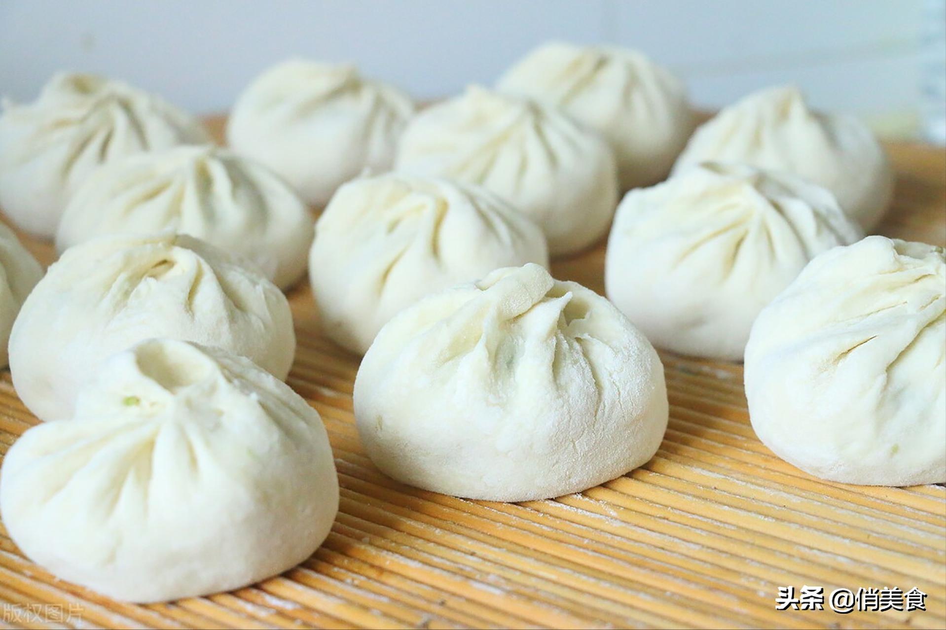 蒸包子的时候要怎样才不会粘锅,蒸包子要怎么才不会粘笼布