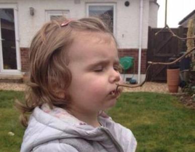 最近抖音很火的一款粉底液,扒皮网红护肤品