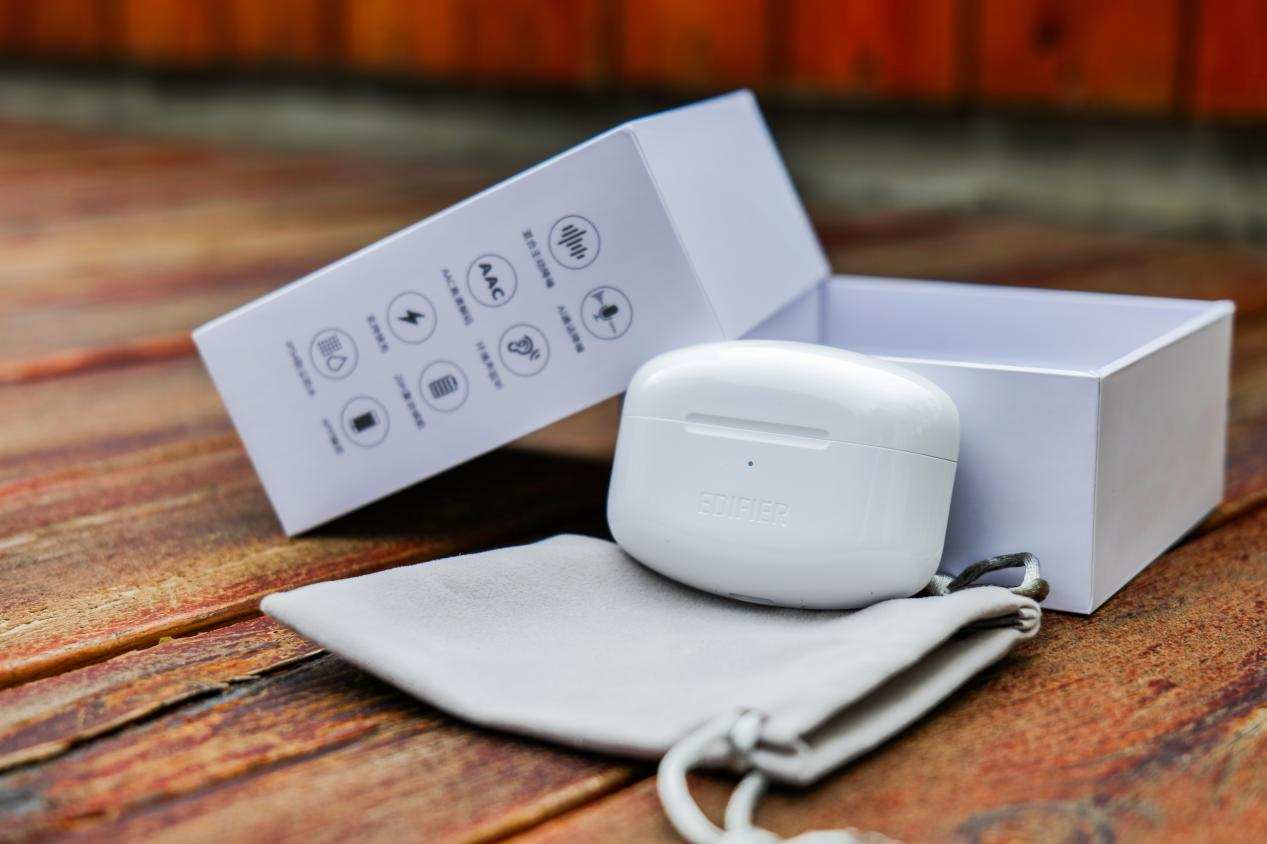 漫步者lolli3单耳机用4个小时,漫步者蓝牙耳机测评lollipodspro