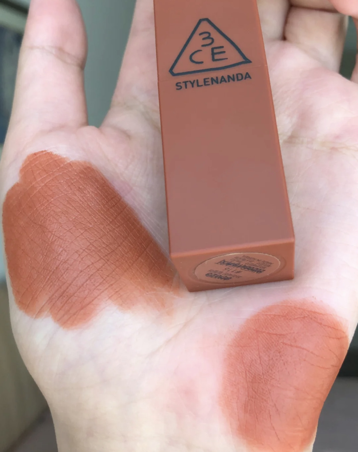 大牌冷门色号涂上惊为天人,一看就很贵的配色