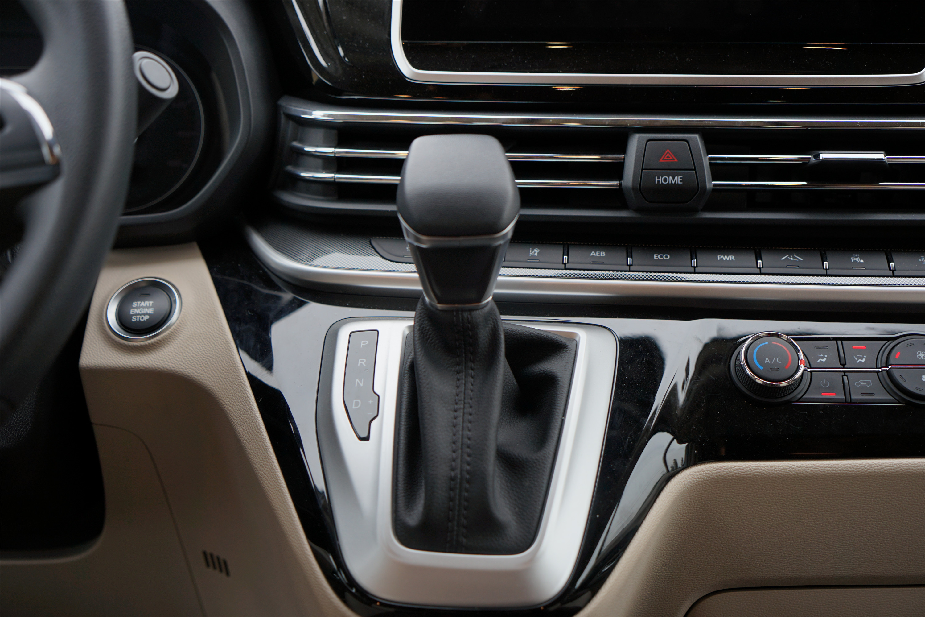 上汽大通maxus旅行家v90房车,房车大全大通v90