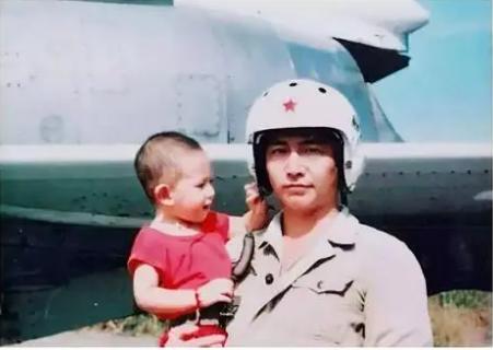 王伟一级英模和一等功,王伟被授予什么奖章