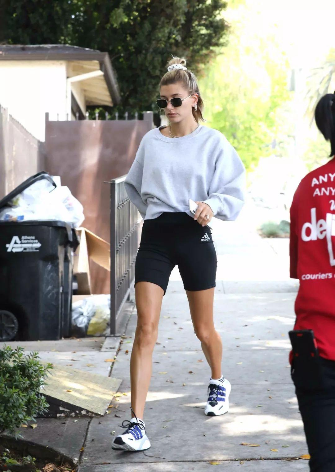 19年流行的秋装穿搭,秋装新款时尚穿搭好看又划算哦