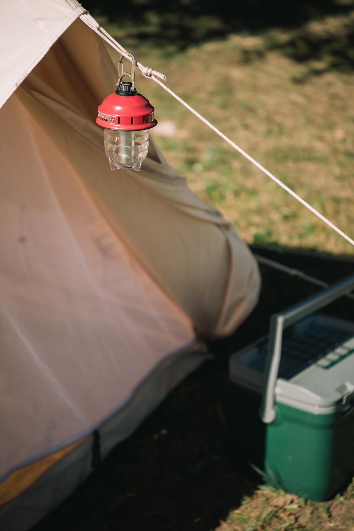 拥有这21件高颜值户外装备,让我们的草原野餐会像家里般优雅