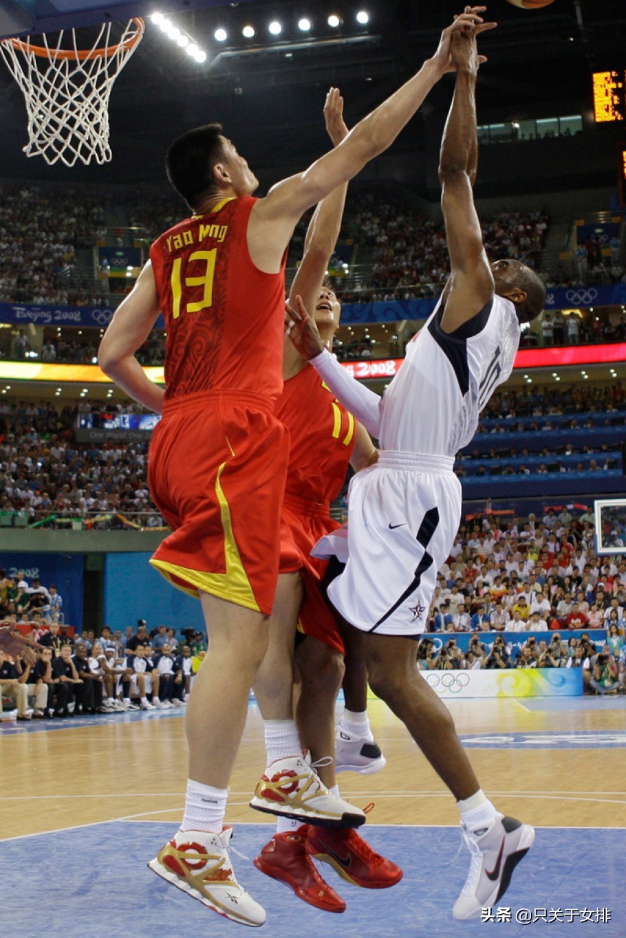 女排球员穿几码鞋,女排袁心玥穿几号球衣