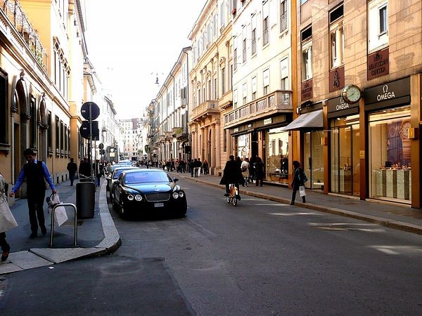 意大利留学硕士费用一年多少钱,去意大利研究生留学要多少钱