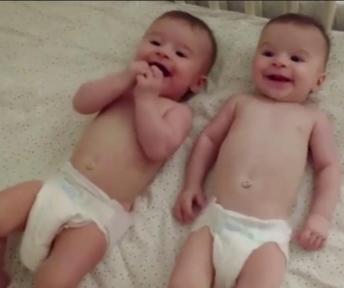 新生儿脐带脱落后未干如何护理,新生儿脐带脱落后肚脐出血的护理