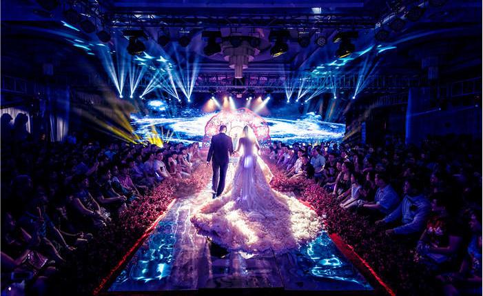 多媒体互动ai,沉浸式表白视频