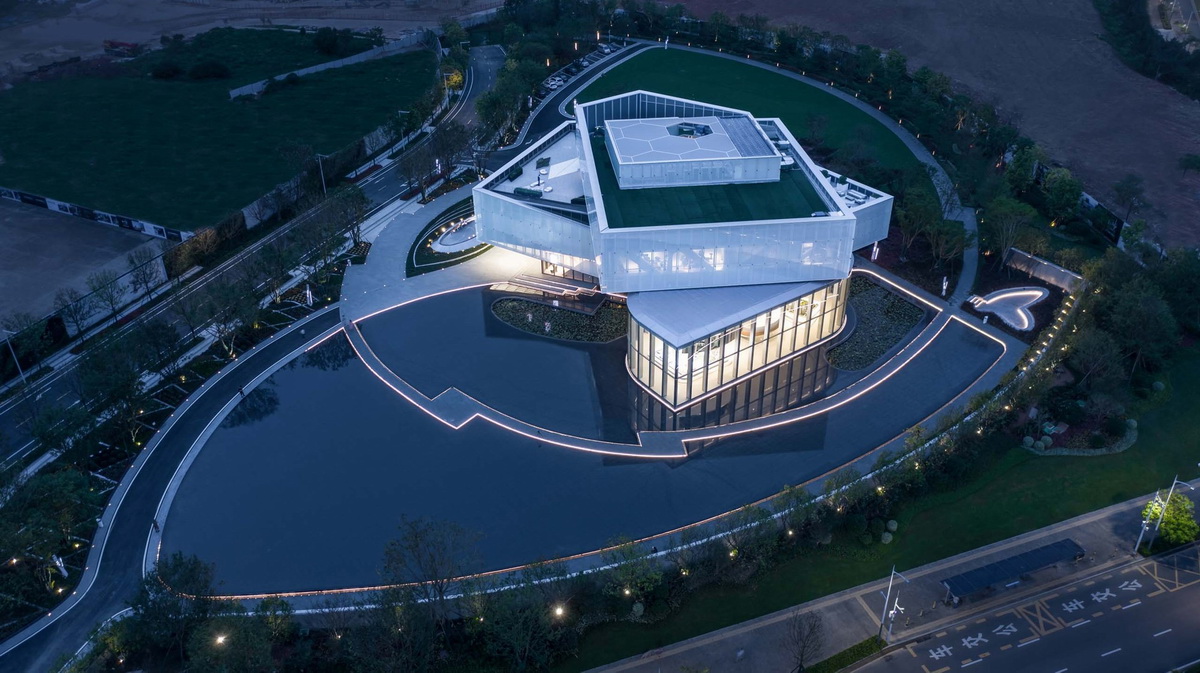 茗软云资料软件:深圳世茂深港国际中心展示馆/水石设计