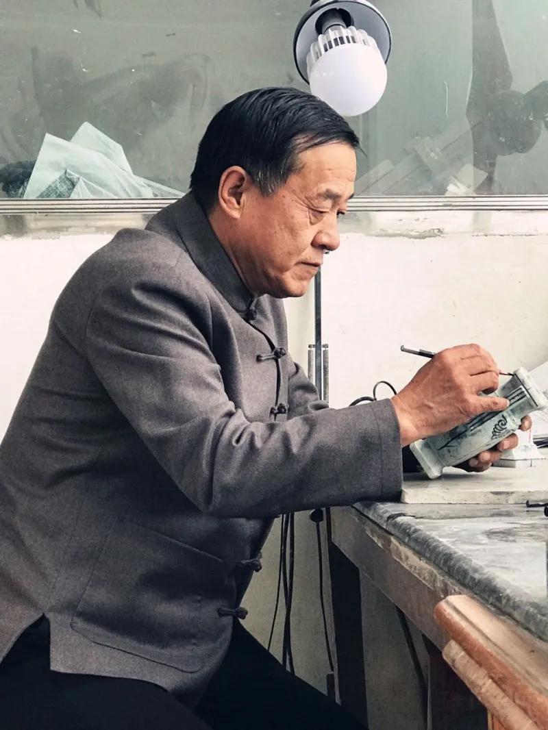 玉雕名师闽杰用心传承玉雕工艺,岫岩玉雕艺术