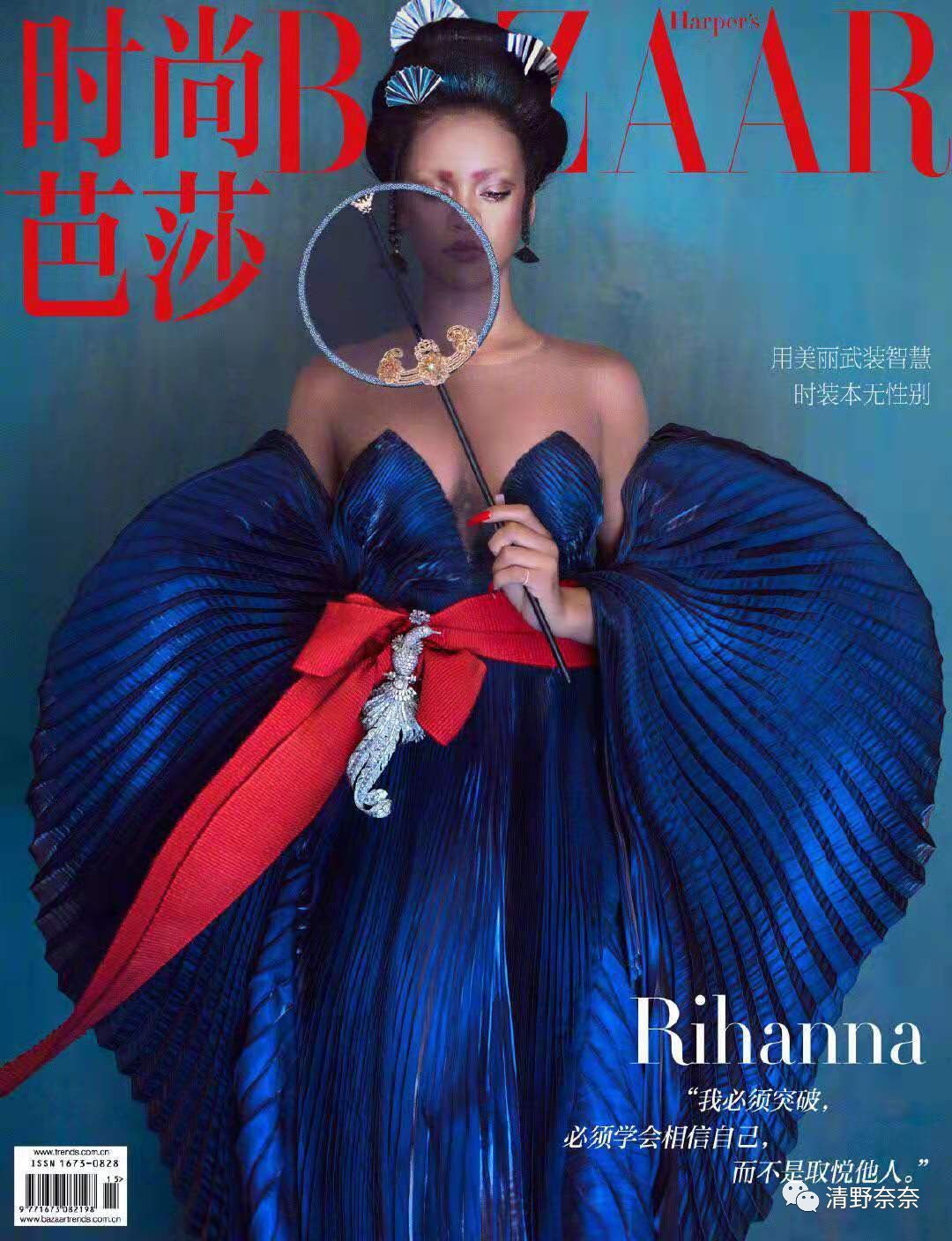 这个该死的女人也太会卖彩妆了吧,唱歌恐怕才是她的副业