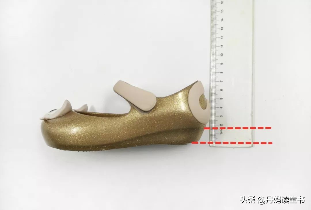 儿童凉鞋该如何选择,测评儿童凉鞋超标