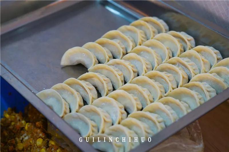 三里美食一条街,隐藏在巷子里的神秘小吃