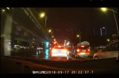 武汉最大的公交车,武汉最特殊的一趟公交车