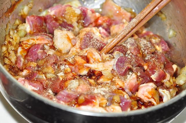 还记得烧烤火锅的味道吗,电烤炉烤羊肉串味道好吃吗