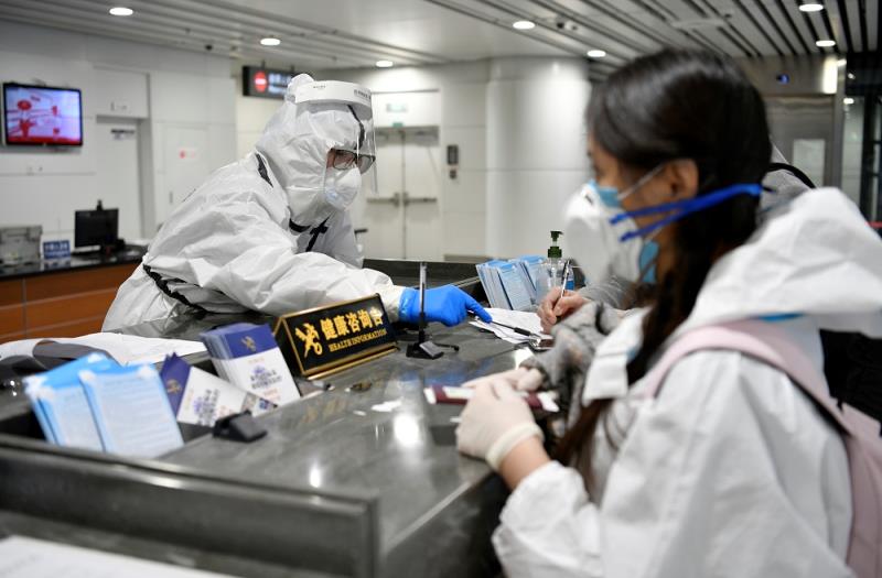 疫情期间，入境人员如何“通关”？记者带你实地体验西安海关的“通关”流程