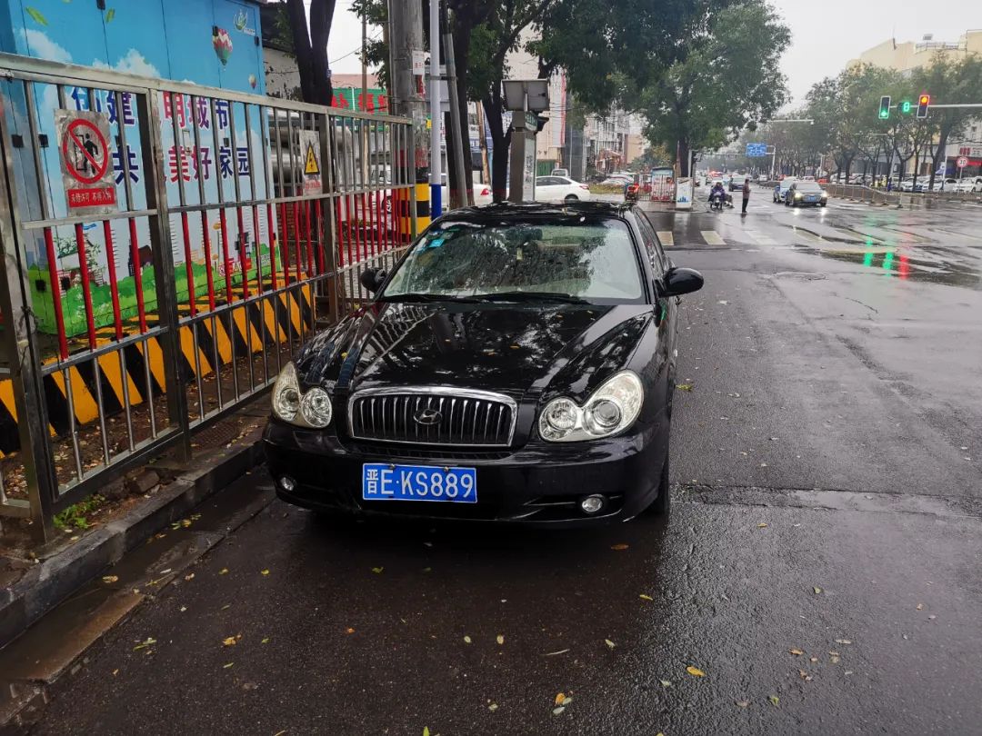 晋EEN991、晋E5M700......违停曝光！！！