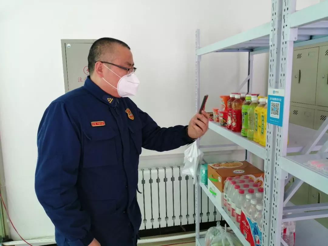 “集中代购”解决防疫生活“大难题”