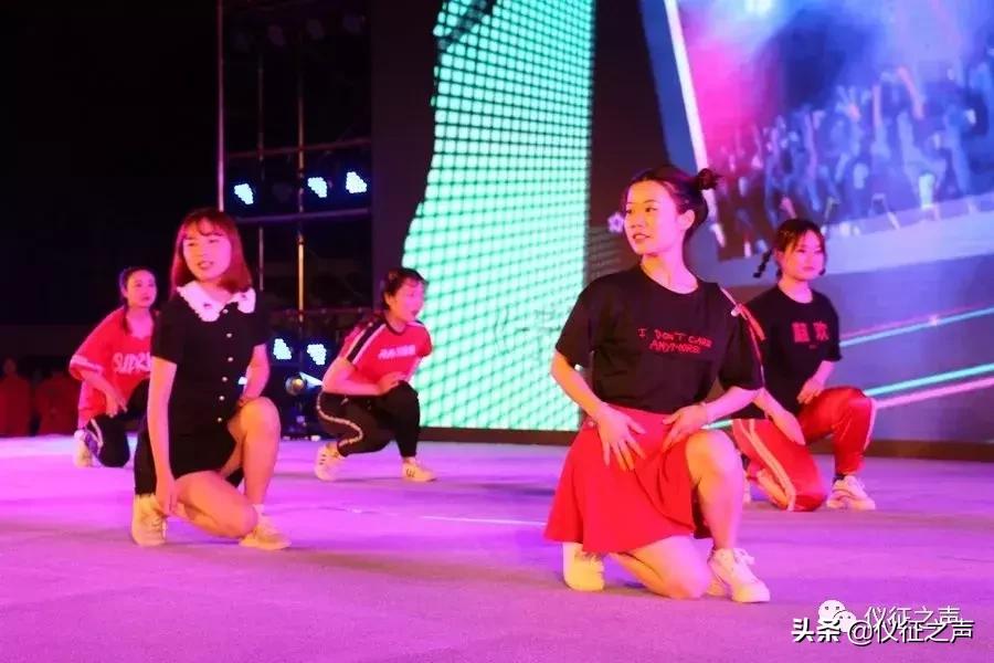 一场精彩纷呈的表演,上演视听盛宴