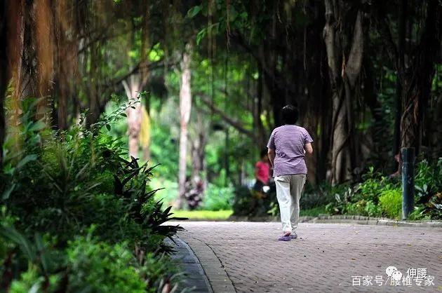 年纪轻轻腰椎间盘突出做什么工作,腰椎间盘突出公务员体检既往病史