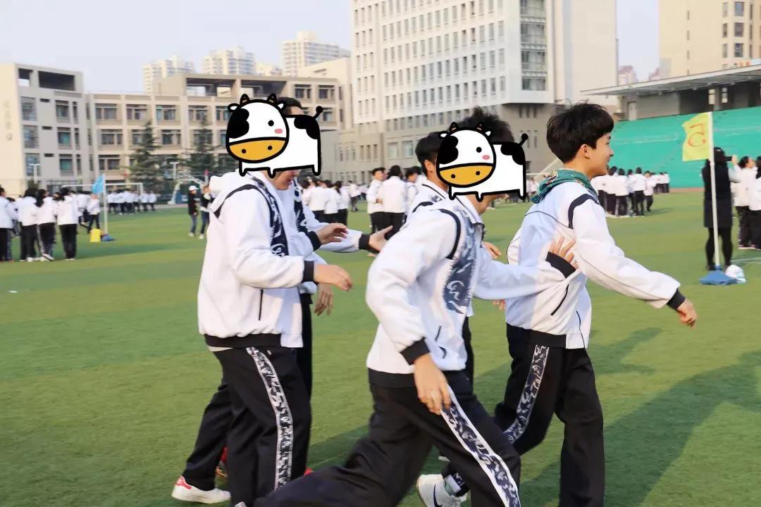 天津神仙校服,天津各个职大的校服