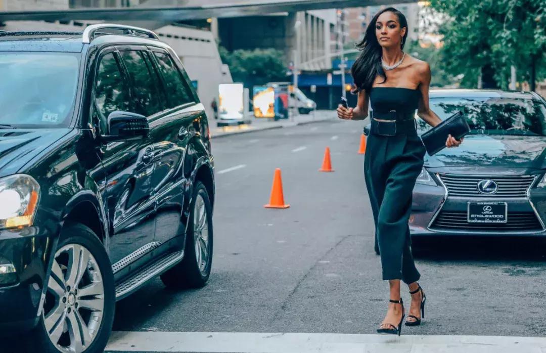 连体裤睡衣怎么上厕所比较好,连体裤该怎么上厕所