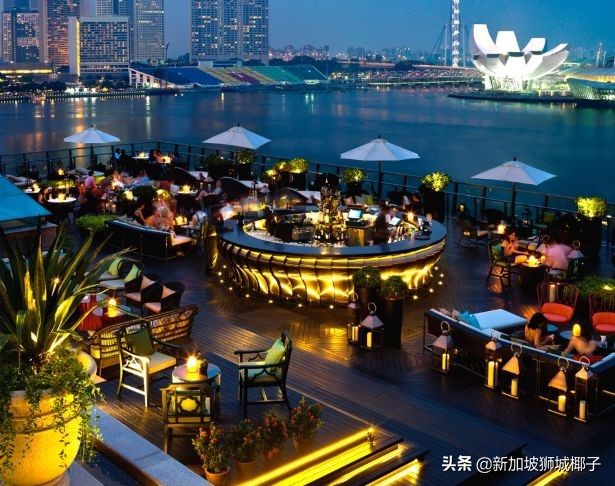 新加坡公务员的工资水平,新加坡建筑工人工资水平