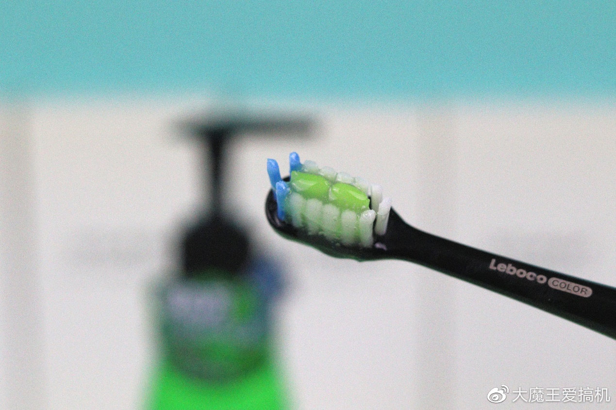 黑科技抗敏感牙膏,黑科技牙膏让烂牙齿变白