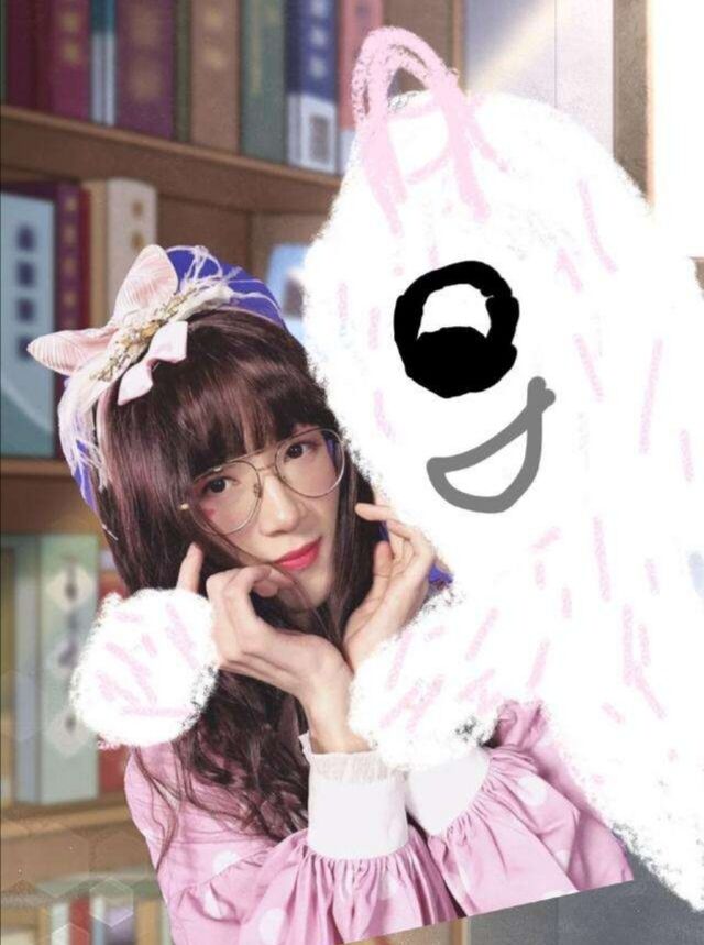 火线妹素颜自拍,火线妹素颜街拍