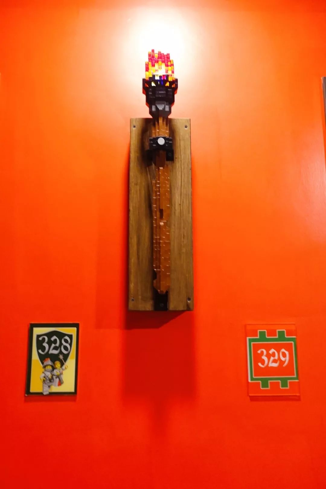 整个房间全拼上乐高是什么感受,现实中的乐高世界