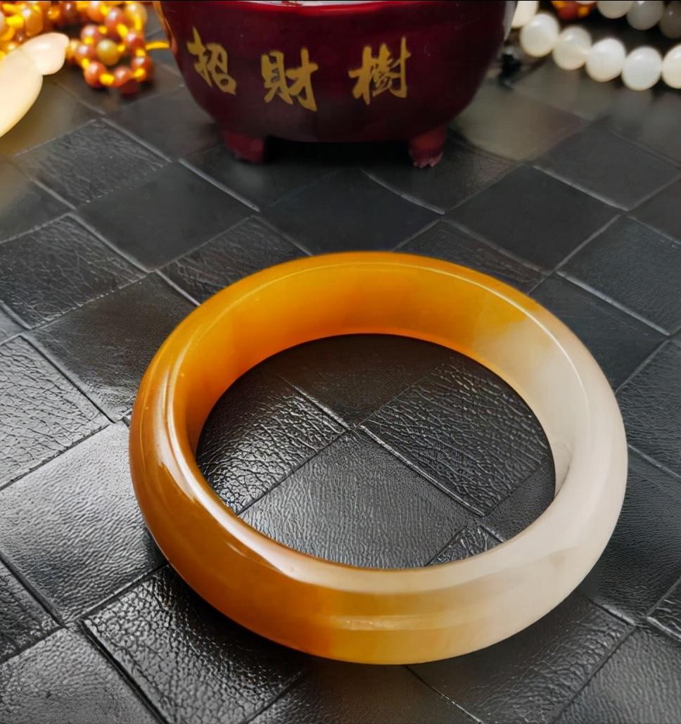 改个名就身价倍增?100元一车被炒到千万,如今惨沦为“地摊货”